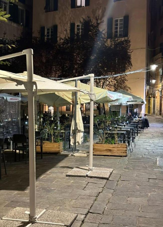 Appartement Ridi Che Ti Passa In Vico Lavagna Gênes